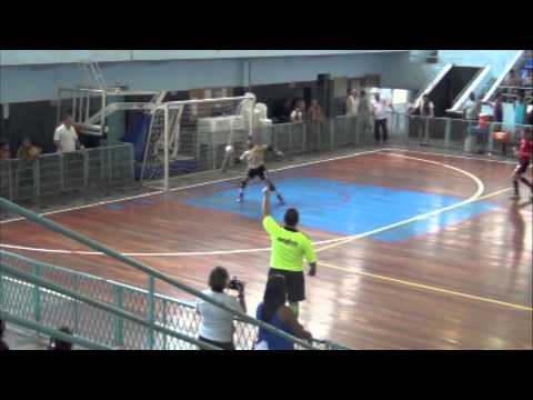 Melhores momentos do Goleiro Bernardo Zacaro