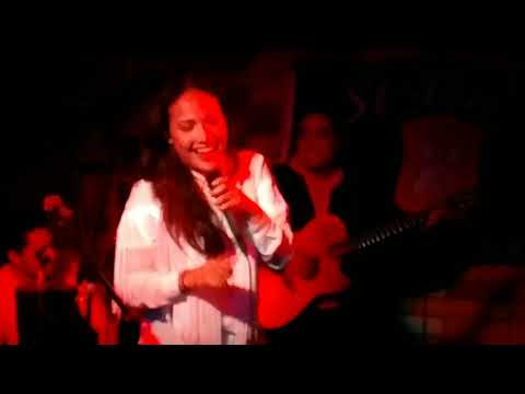 Lua Jenn - La Tequilera en el Valiant Pub el 9 de Octubre 2022