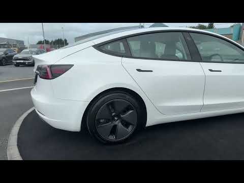 Tesla Model 3 2022 RWD PLUS 450KMS RANGE GRADE A B - Image 2