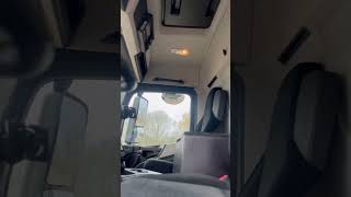 Mercedes-Benz Antos Refrigerated Box | Tail Lift | Low mileage | 2016 box truck | Image 4 - Autoline