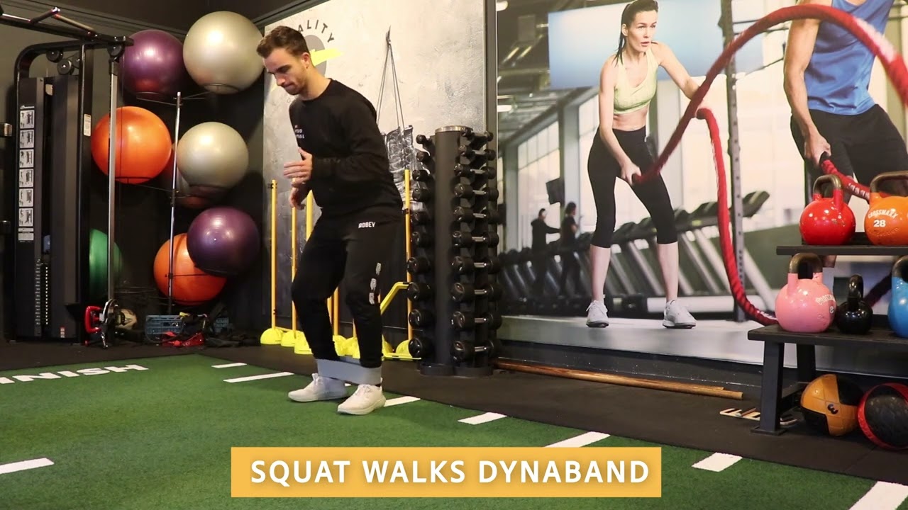 Video thumbnail: Squat walks met dynaband — instructievideo