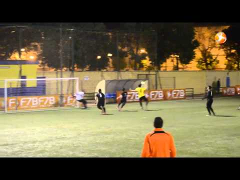 Futbol7Bravo. La Copa. Cuartos de Final. Men Peluqueros 2 - 1 Carpe Diem