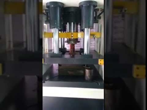 High-speed deep drawing hydraulic press