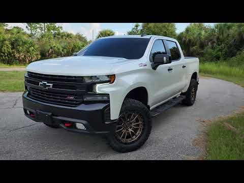 20x9 Fuel Rebel wheels 34" tires on a leveled Trail Boss