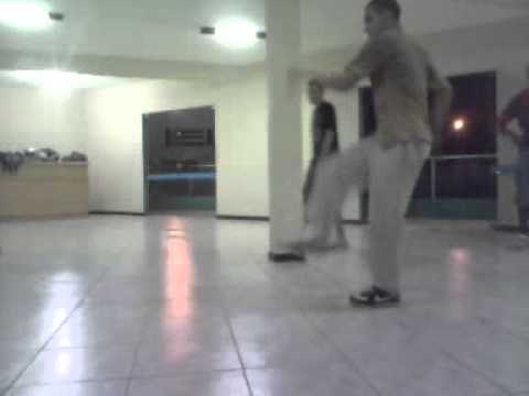 Treino Básico Popping - Eliseo Lemos Cia Join Dance Joinville/SC