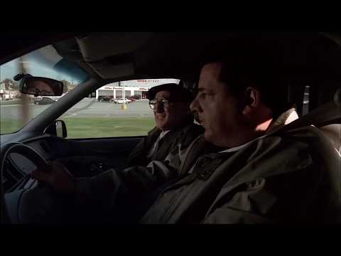 Junior meg van áldva Bobbyval - Maffiózók