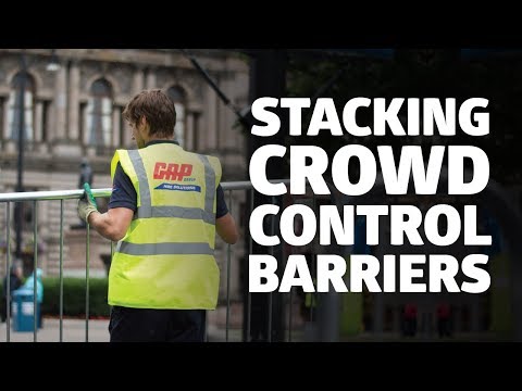 How to stack Crowd Control Barriers