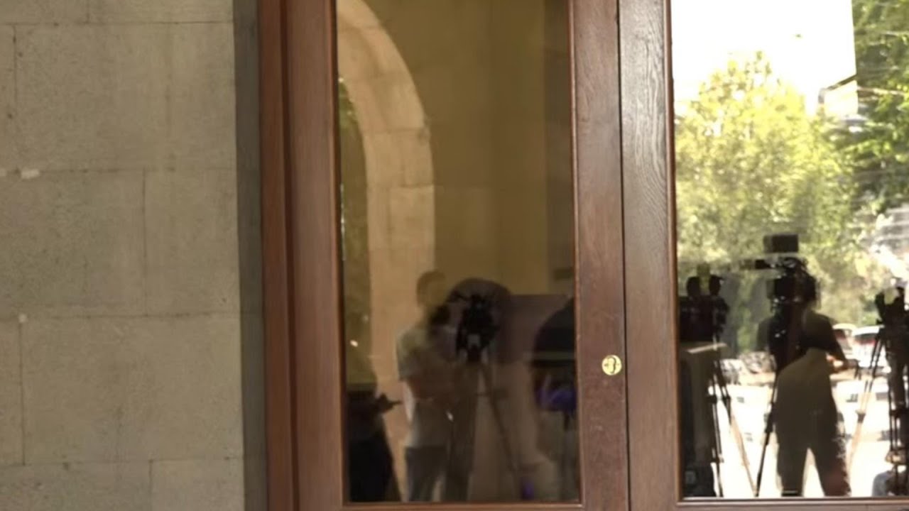 #Ուղիղ․ Կառավարության անդամների ճեպազրույցները