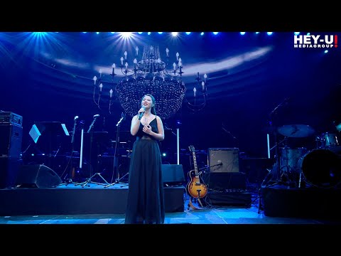 Zeit in einer Flasche - Rebecca [Live aus Wiener Stadthalle 2022 - Stimmen für den Frieden]