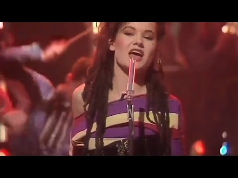 HAYSI FANTAYZEE · Shiny Shiny @ Top of the Pops (February 3, 1983)