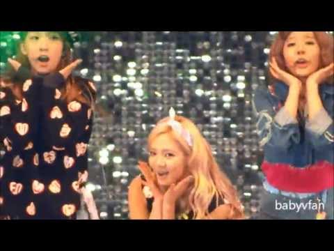 SNSD - 'I Got A Boy' @ Asia Style Collection 130622