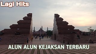 Download lagu Ngabuburit di Alun Alun Kejaksan Terbaru 2021 - Wisata Cirebon | Jalan Jalan mp3 Download lagu Ngabuburit di Alun Alun Kejaksan Terbaru 2021 - Wisata Cirebon | Jalan Jalan mp3