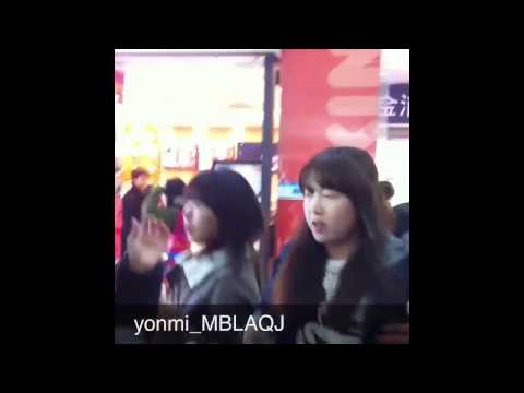 111204 Gimpo Airport Joon