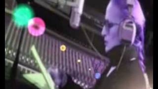 Mina &amp; Monica Naranjo - El Se Encuentra Entre Tu y Yo.