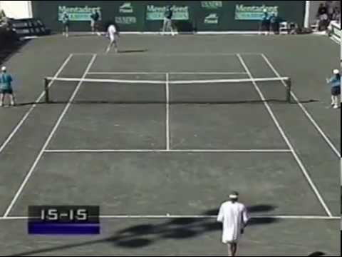 Bjorn Borg and Jimmy Conners in another 1994 Champions Tour final
