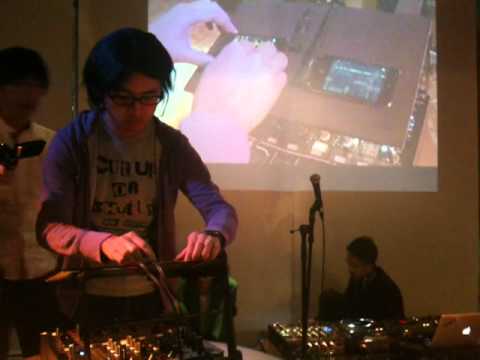 DJ Codomo plays sonote