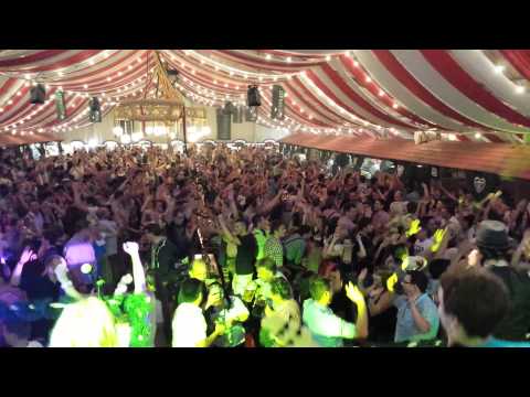 Fliegerlied MAXXX Partyband im Hahnzelt Regensburg