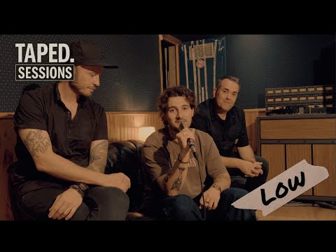 TAPED. Sessions: LOW - Trop c'est trop (Live at Studio 180, Paris)