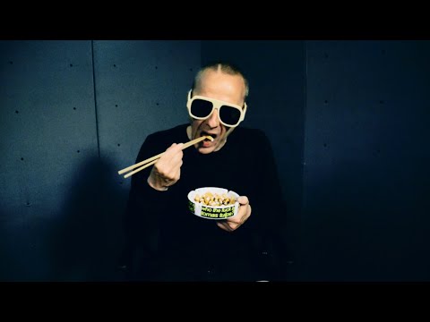 Tomas Tulpe - Dieser Song Hier (feat. T.Raumschmiere) Offizielles Video - Groovt wie die Sau -