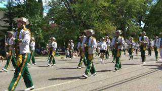 preview picture of video 'The Chisago Lakes Marching Band at the Ki-Chi-Saga Days Parade'