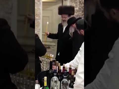 כ"ק האדמור מביאלא אוסטרובה שליט"א זאת חנוכה תשפ"ב