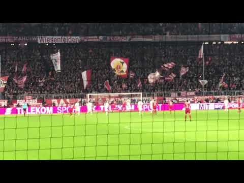 Lewandowski‘s Elfmeter gegen Hannover 96 zum 3:1 am 02.12.2017! Bayern München Sieg!