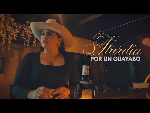 Leyla Nadal - Aturdía Por un Guayabo (Video Oficial)