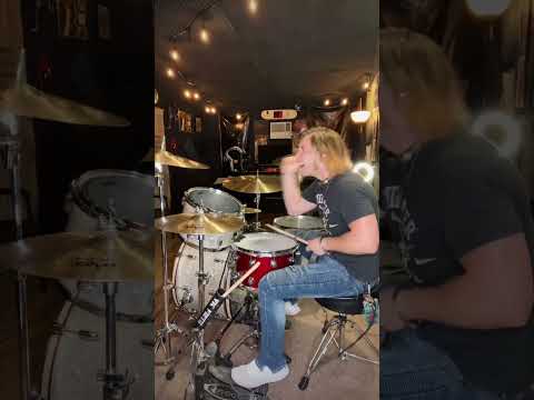 @BillieEilish - Drum cover (Elijah Santucci)