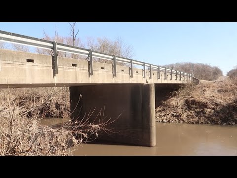 Illinois Infrastructure 03: 1969 West Fork Shoal Creek Bridge 39°08'17"N 89°34'50"W