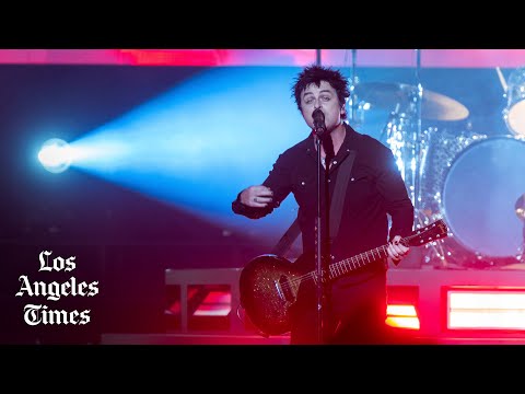 Green Day's Billie Joe Armstrong vows to renounce his citizenship after Roe reversal