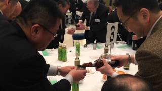 preview picture of video '金属酒器による乾杯、燕市新春賀詞交換会'