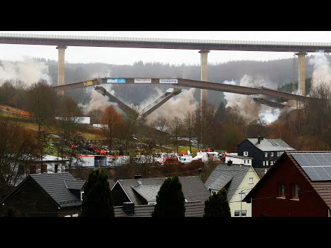 A45-Talbrücke bei Siegen kontrolliert gesprengt
