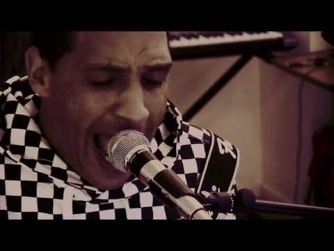 What About us (Pink Cover) acoustic by Fabbattsing / Voice, Guitar and keyboard 🎶🎶🎸🎹