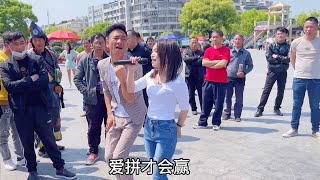 Download lagu 贵州小蓉儿  《爱拼才会赢》  “好久以前的视频了， 太好听！再能看到这个视频， 高兴极了！多谢！      於～首尔   ——ZHEYUN LIANG ” mp3