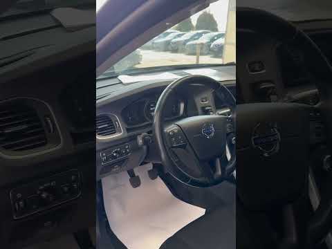 фото volvo v60 i рестайлинг 0