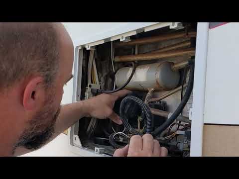 Changing the thermistor in our RV Dometic Refrigerator