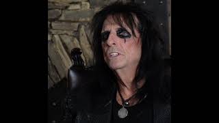 Alice Cooper Behind-The-Song: Hanging On By A Thread