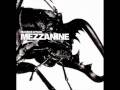 Massive Attack - Group Four (Mezzanine) 