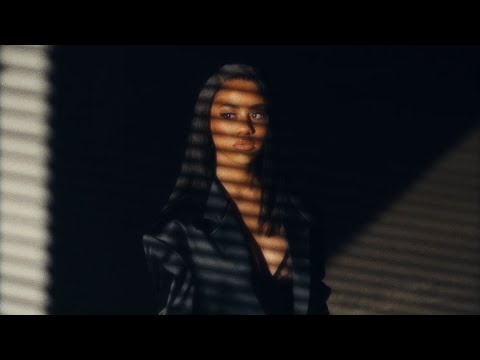 Essii - Pourin (Official Video)