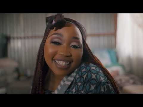 DJ Hlo ft Dj Manzo & Sboniso 'Isibani' mp4