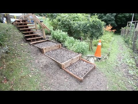Toronto man's $550 stairs in Etobicoke park now torn down