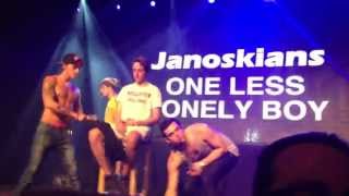 Janoskians - One Less Lonely Boy - Sweden - Front Row [HD]