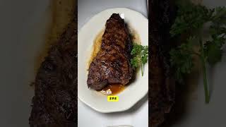 I ordered every steak at Golden Steer in Las Vegas