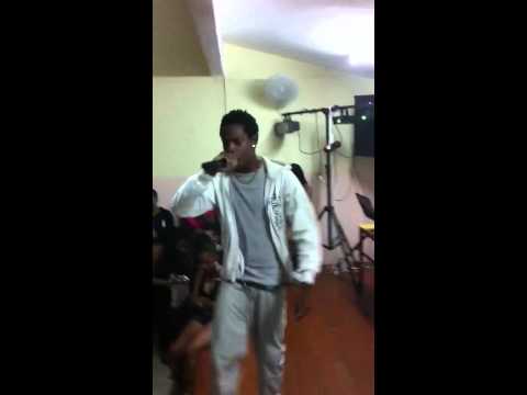 KEVNI #! SHOWCASE part.1 SWAG ADDICT VOL.1 2012