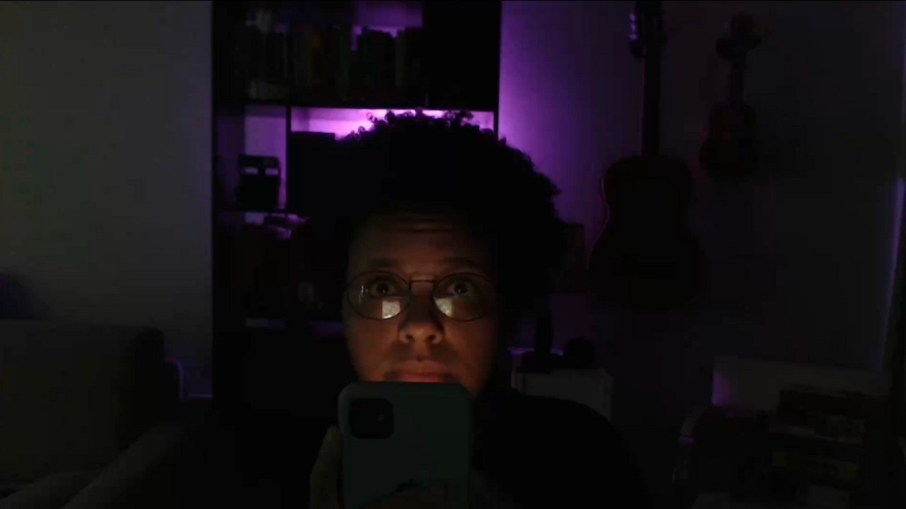 sua mãe estava certa, era aquele maldito celular