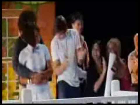 HSM3 Cast Saying Goodbye - We're All In This Together(Grad. Version)(READ DESCRIPTION)