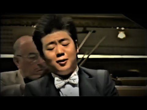 Chopin Piano Concerto No. 1 II. Romanze - Larghetto - Lang Lang(2004)
