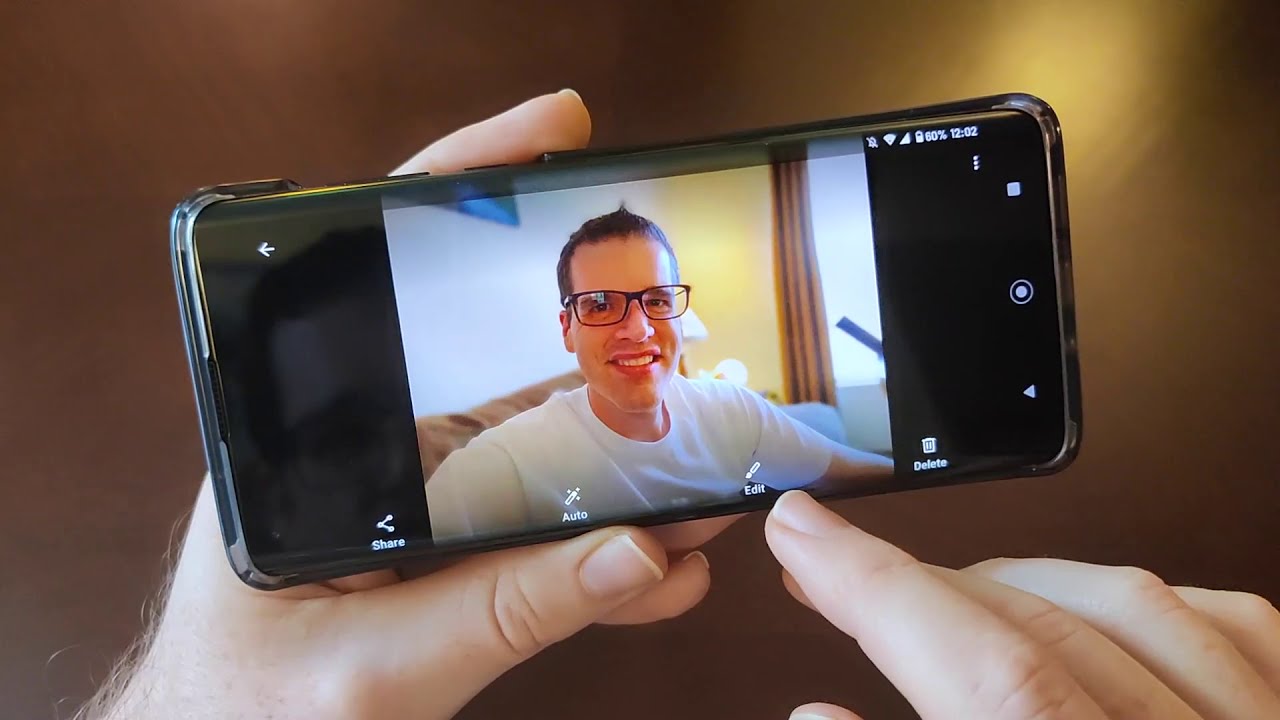 Samsung Galaxy Note 20 vs Motorola Edge - Camera Comparison