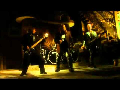 SHAMAN    IN THE DARK HD