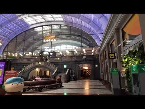 (HD) City tour em Estocolmo: Do ​​Aeroporto de Arlanda à Estação Central de Estocolmo de trem
